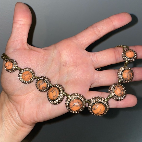 Chloe + Isabel statement necklace - Picture 3 of 3